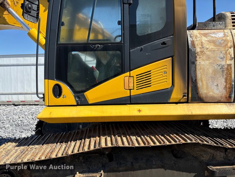 image for item YA3136 2023 Komatsu PC210LC-11 excavator