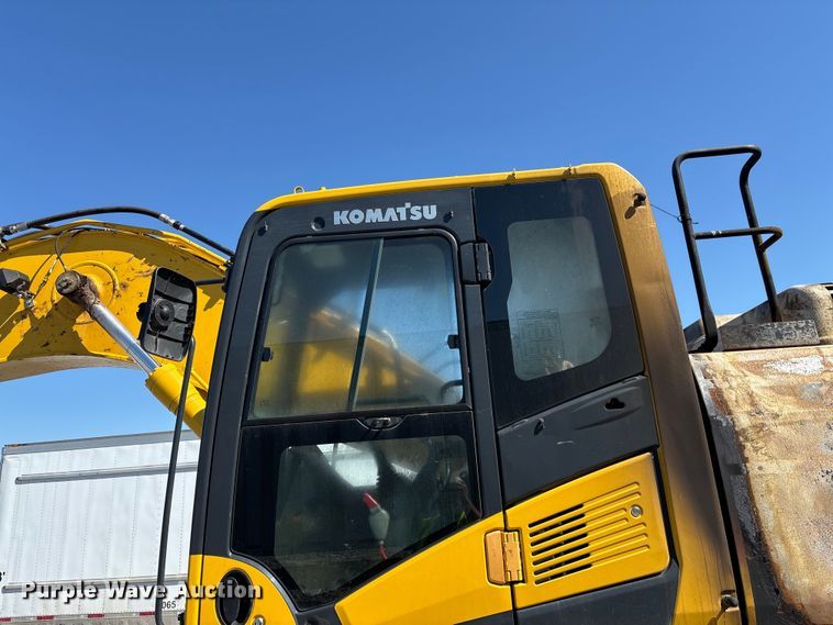 image for item YA3136 2023 Komatsu PC210LC-11 excavator