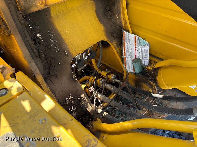 image for item YA3136 2023 Komatsu PC210LC-11 excavator