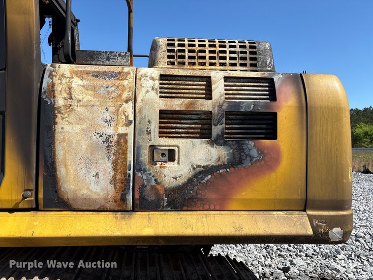 image for item YA3136 2023 Komatsu PC210LC-11 excavator