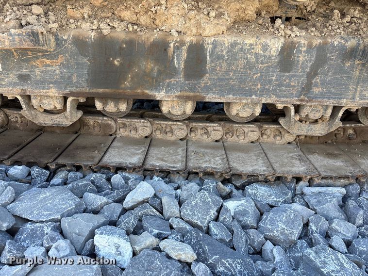 image for item YA3136 2023 Komatsu PC210LC-11 excavator