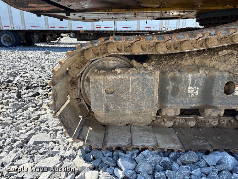 image for item YA3136 2023 Komatsu PC210LC-11 excavator