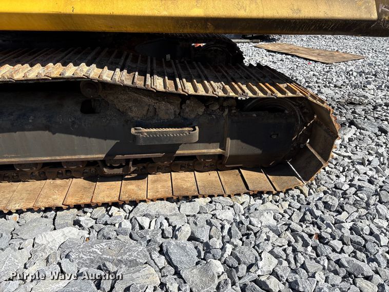 image for item YA3136 2023 Komatsu PC210LC-11 excavator
