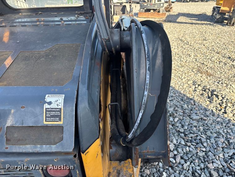 image for item YA3145 2021 John Deere 325G tracked skid steer loader
