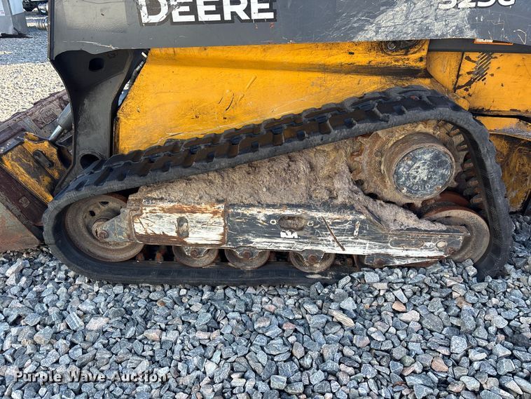 image for item YA3145 2021 John Deere 325G tracked skid steer loader
