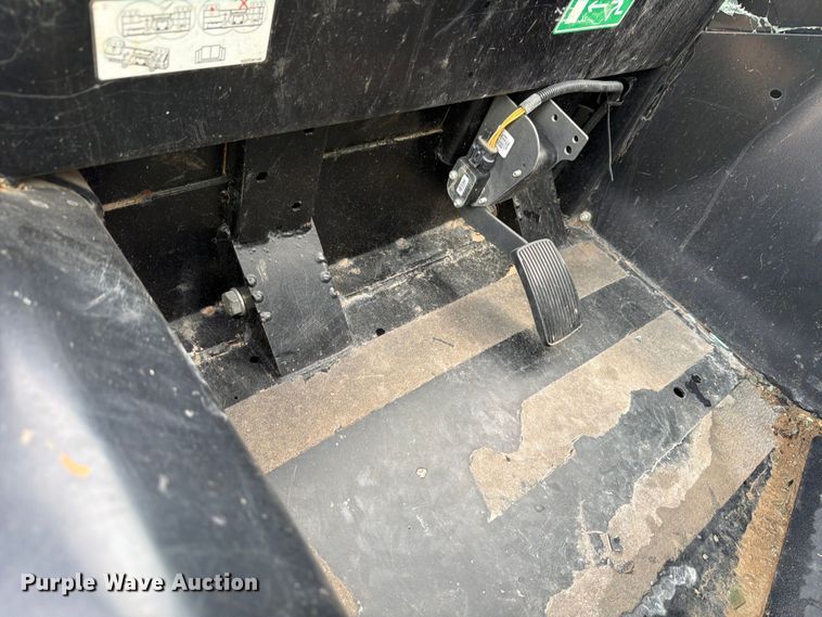 image for item YA3146 2022 JCB 270 skid steer loader
