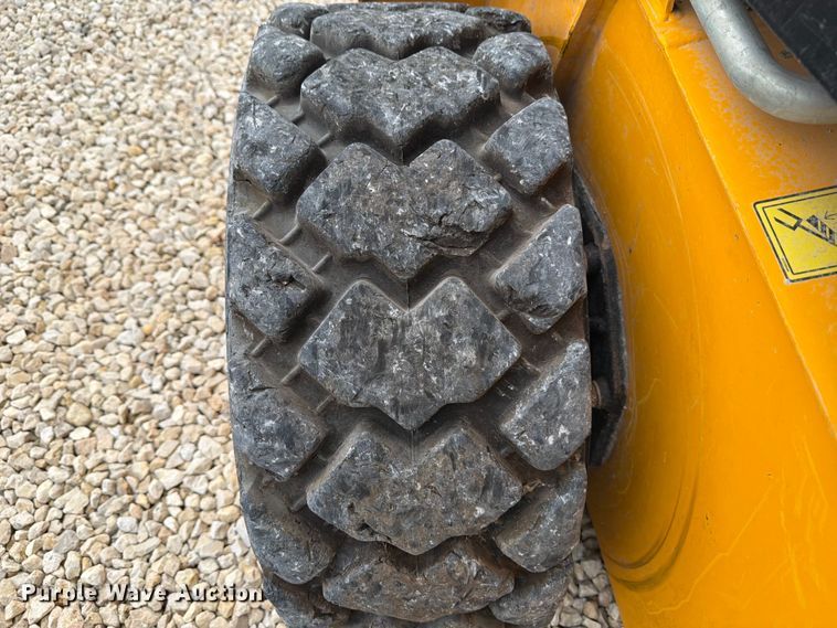 image for item YA3146 2022 JCB 270 skid steer loader