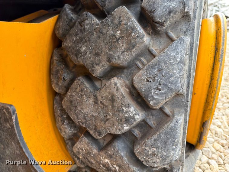 image for item YA3146 2022 JCB 270 skid steer loader