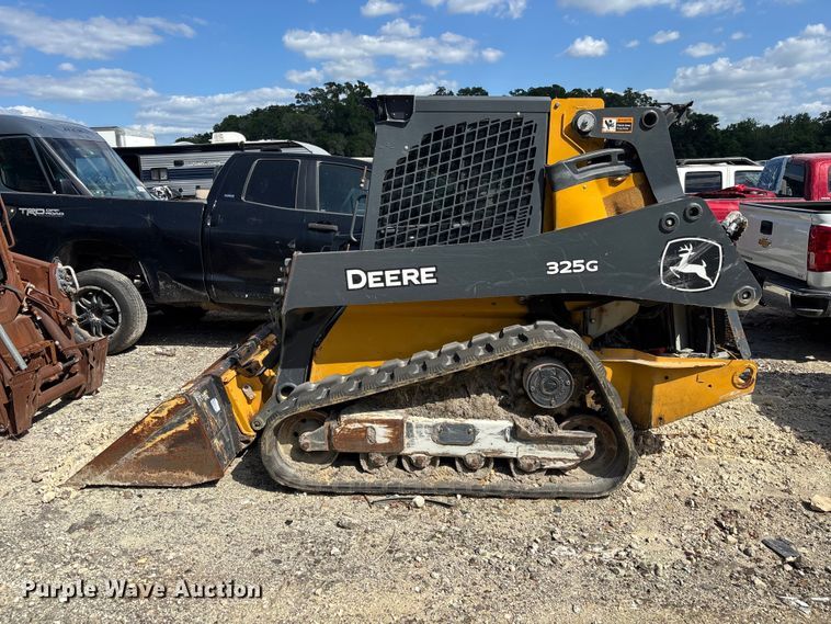 image for item YA3152 2022 John Deere 325G tracked skid steer loader