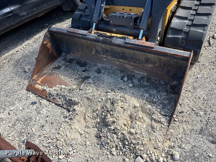 image for item YA3152 2022 John Deere 325G tracked skid steer loader