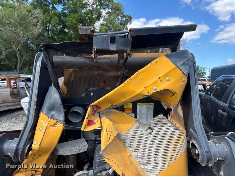 image for item YA3152 2022 John Deere 325G tracked skid steer loader