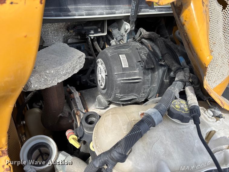 image for item YA3152 2022 John Deere 325G tracked skid steer loader