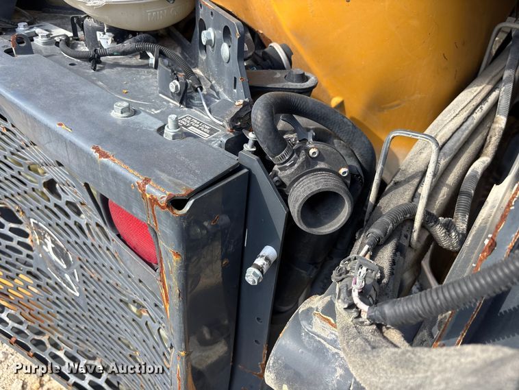 image for item YA3152 2022 John Deere 325G tracked skid steer loader
