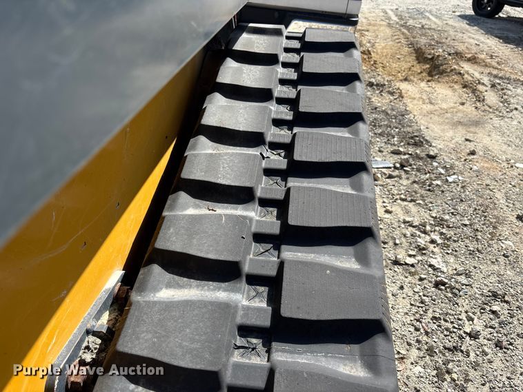 image for item YA3152 2022 John Deere 325G tracked skid steer loader