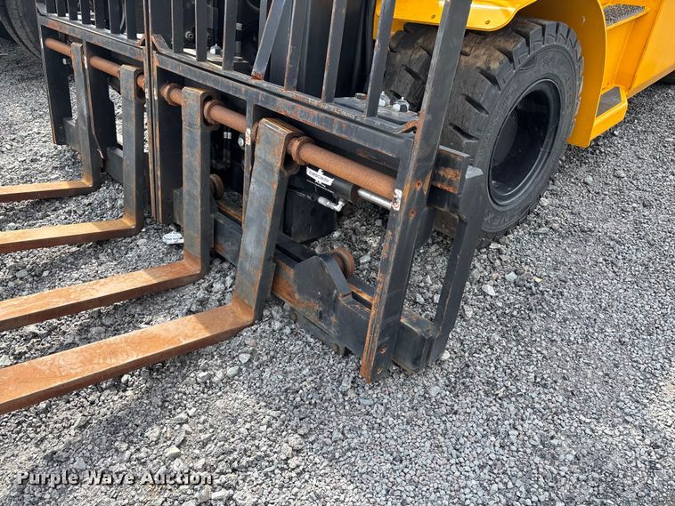 image for item YA3254 Hyundai 70D-9 forklift