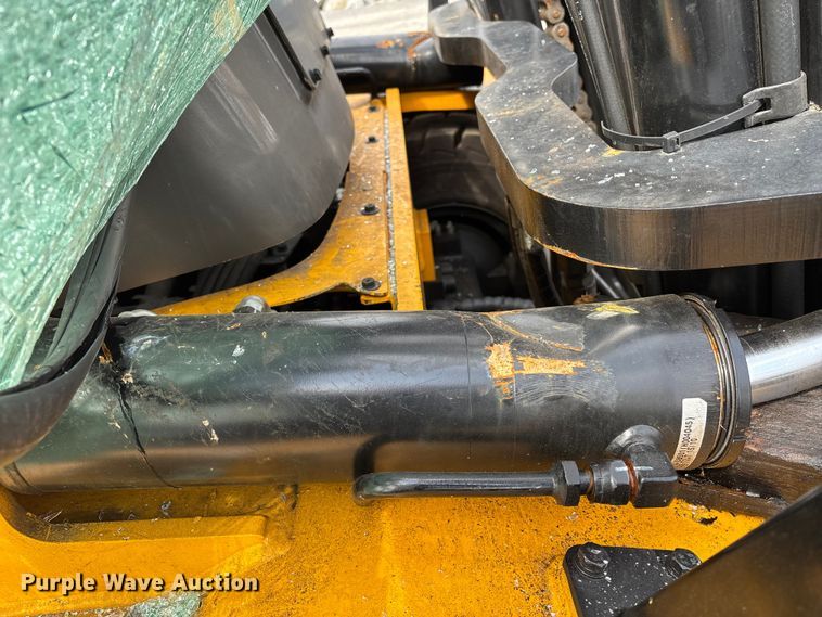 image for item YA3254 Hyundai 70D-9 forklift