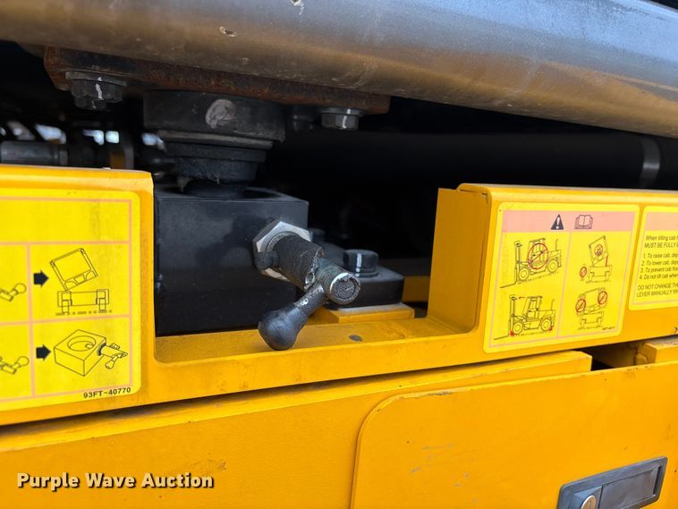image for item YA3254 Hyundai 70D-9 forklift