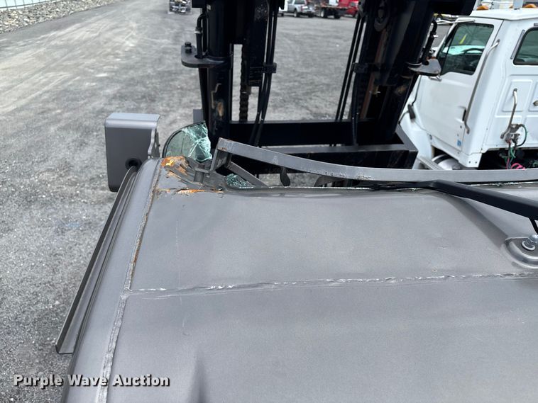 image for item YA3254 Hyundai 70D-9 forklift