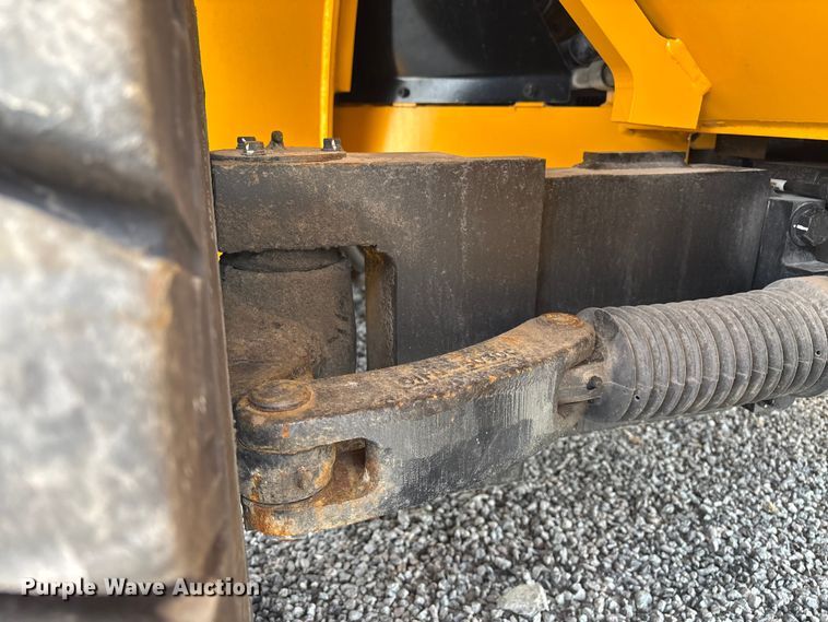image for item YA3254 Hyundai 70D-9 forklift