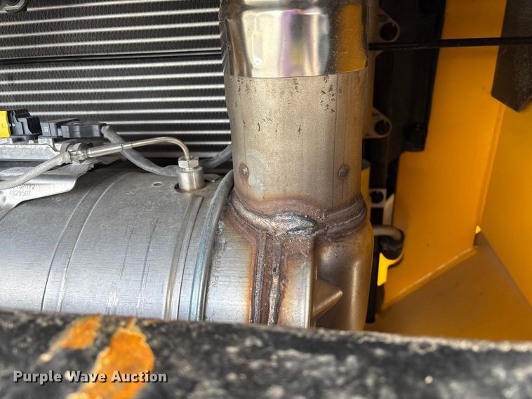 image for item YA3254 Hyundai 70D-9 forklift