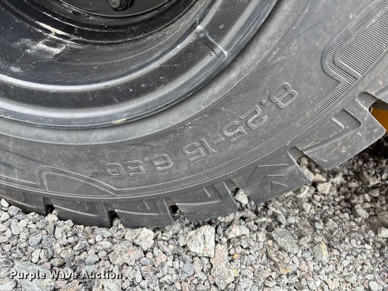 image for item YA3254 Hyundai 70D-9 forklift