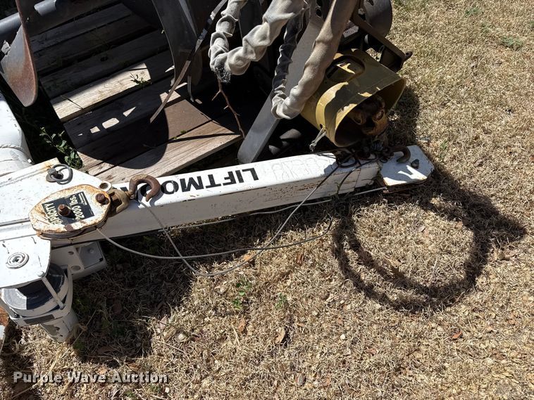 image for item DH1937 (2) Liftmoore truck cranes