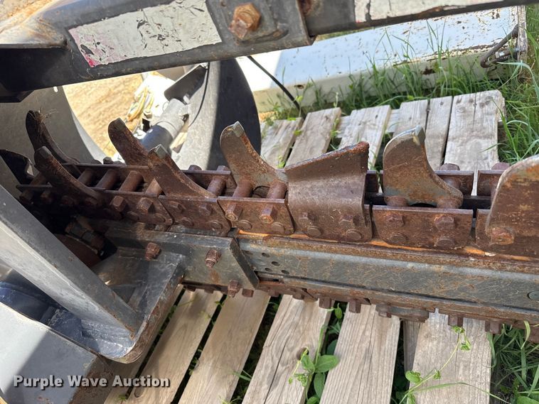 image for item DH1938 Bradco 612 trencher