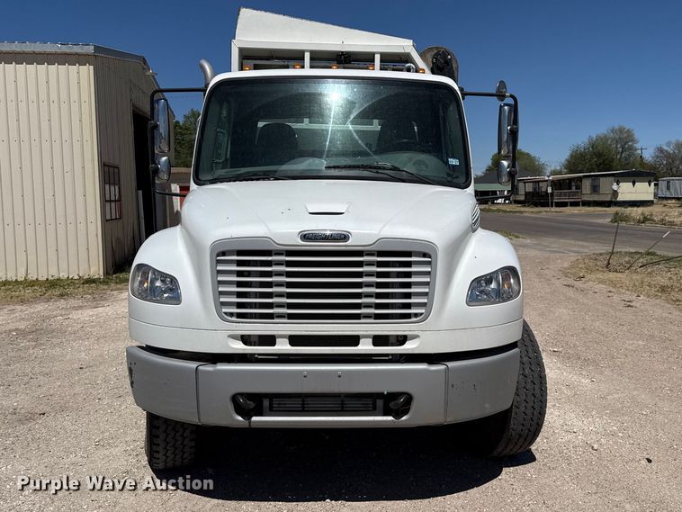image for item DH1939 2021 Freightliner Business Class M2 refuse truck