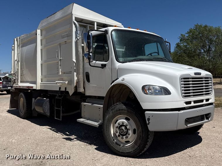 image for item DH1939 2021 Freightliner Business Class M2 refuse truck