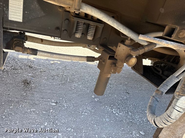 image for item DH1939 2021 Freightliner Business Class M2 refuse truck