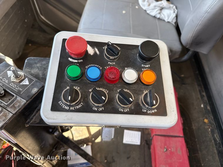 image for item DH1939 2021 Freightliner Business Class M2 refuse truck