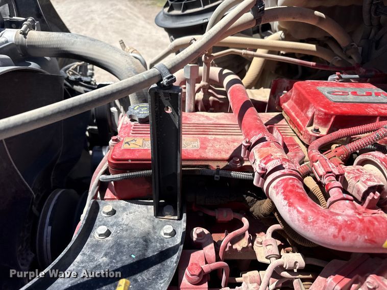 image for item DH1939 2021 Freightliner Business Class M2 refuse truck