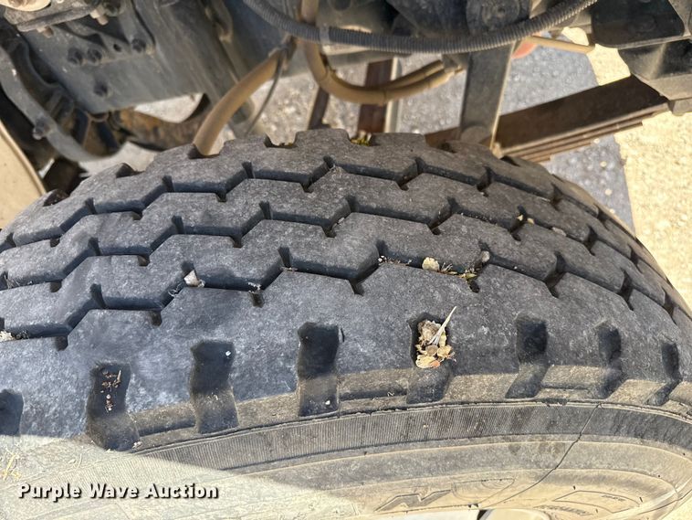 image for item DH1939 2021 Freightliner Business Class M2 refuse truck