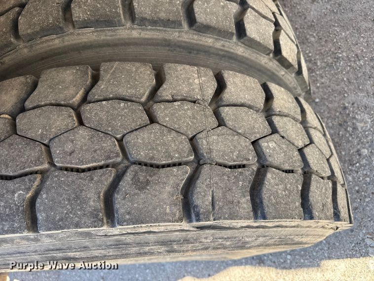 image for item DH1939 2021 Freightliner Business Class M2 refuse truck