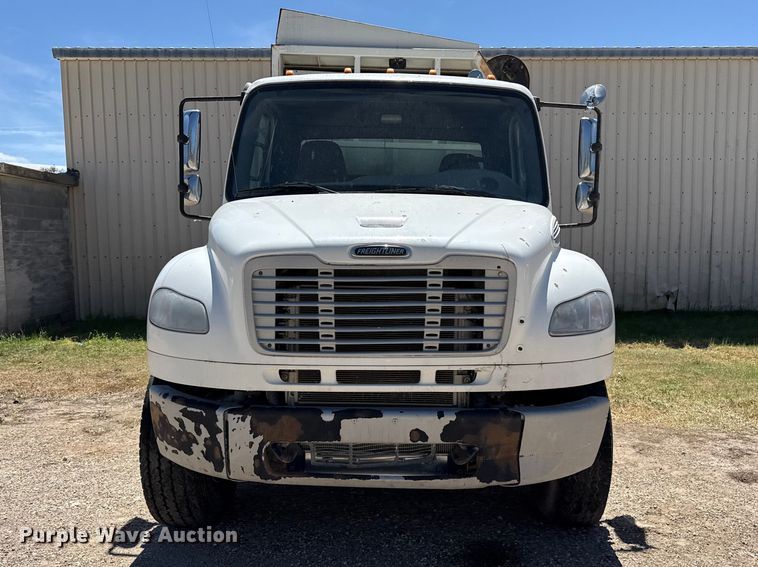 image for item DH1940 2017 Freightliner Business Class M2 refuse truck