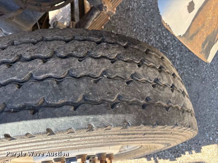 image for item DH1940 2017 Freightliner Business Class M2 refuse truck