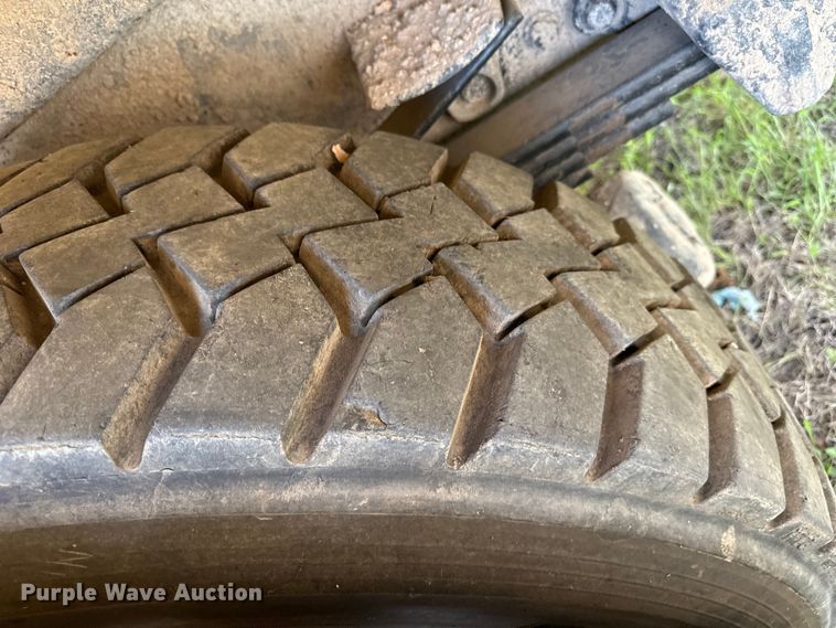 image for item DH1940 2017 Freightliner Business Class M2 refuse truck