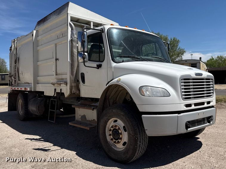 image for item DH1941 2014 Freightliner Business Class M2 refuse truck