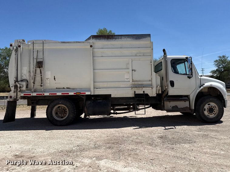 image for item DH1941 2014 Freightliner Business Class M2 refuse truck