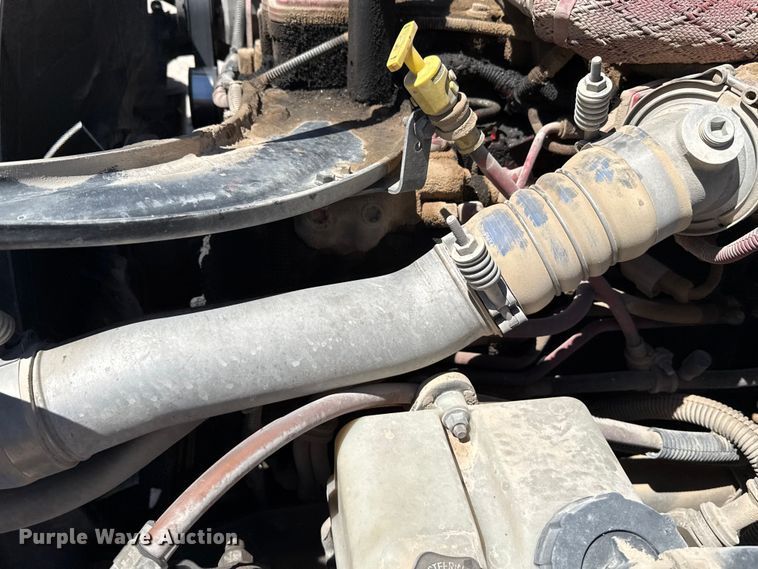 image for item DH1941 2014 Freightliner Business Class M2 refuse truck