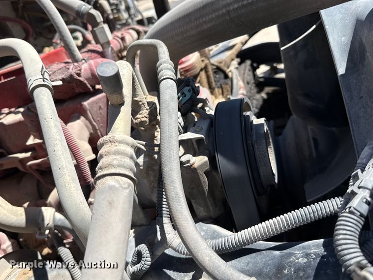 image for item DH1941 2014 Freightliner Business Class M2 refuse truck