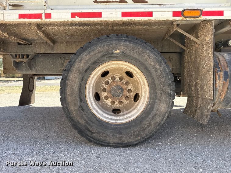 image for item DH1941 2014 Freightliner Business Class M2 refuse truck