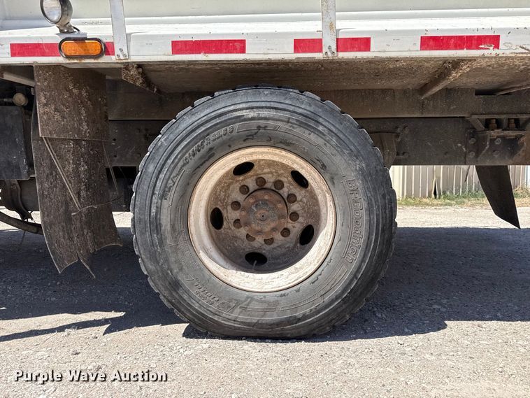 image for item DH1941 2014 Freightliner Business Class M2 refuse truck