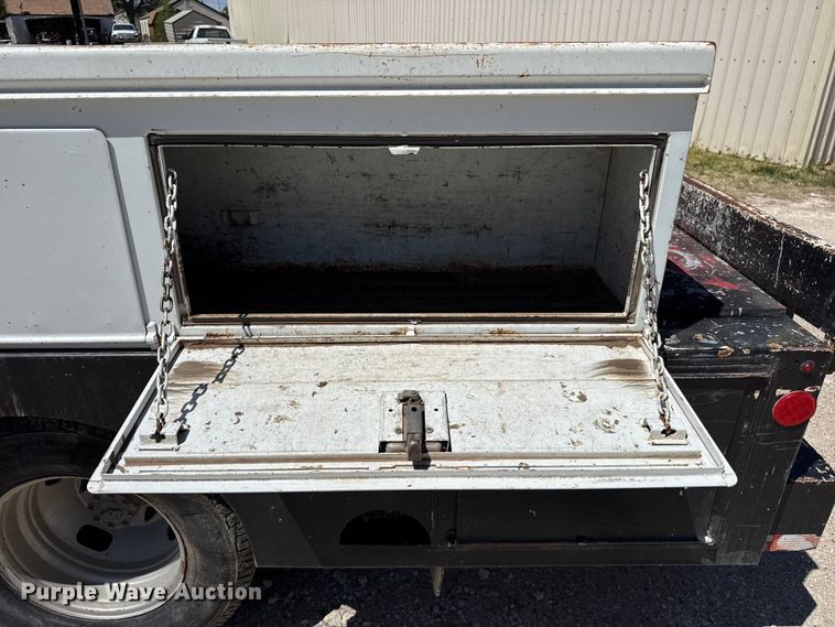 image for item DH1942 2012 Ford F350 Super Duty flatbed pickup truck