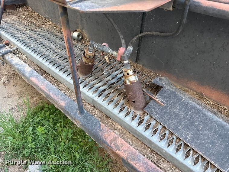 image for item DH1943 Pave-A-Lot truck mounted screed