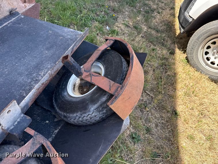image for item DH1943 Pave-A-Lot truck mounted screed