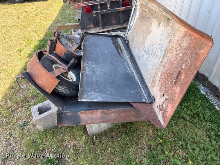 image for item DH1943 Pave-A-Lot truck mounted screed