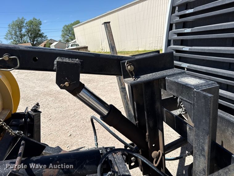 image for item DH1944 2013 Freightliner 108SD dump truck