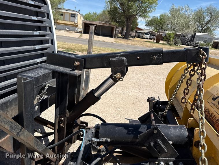 image for item DH1944 2013 Freightliner 108SD dump truck