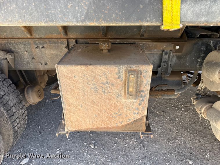 image for item DH1944 2013 Freightliner 108SD dump truck